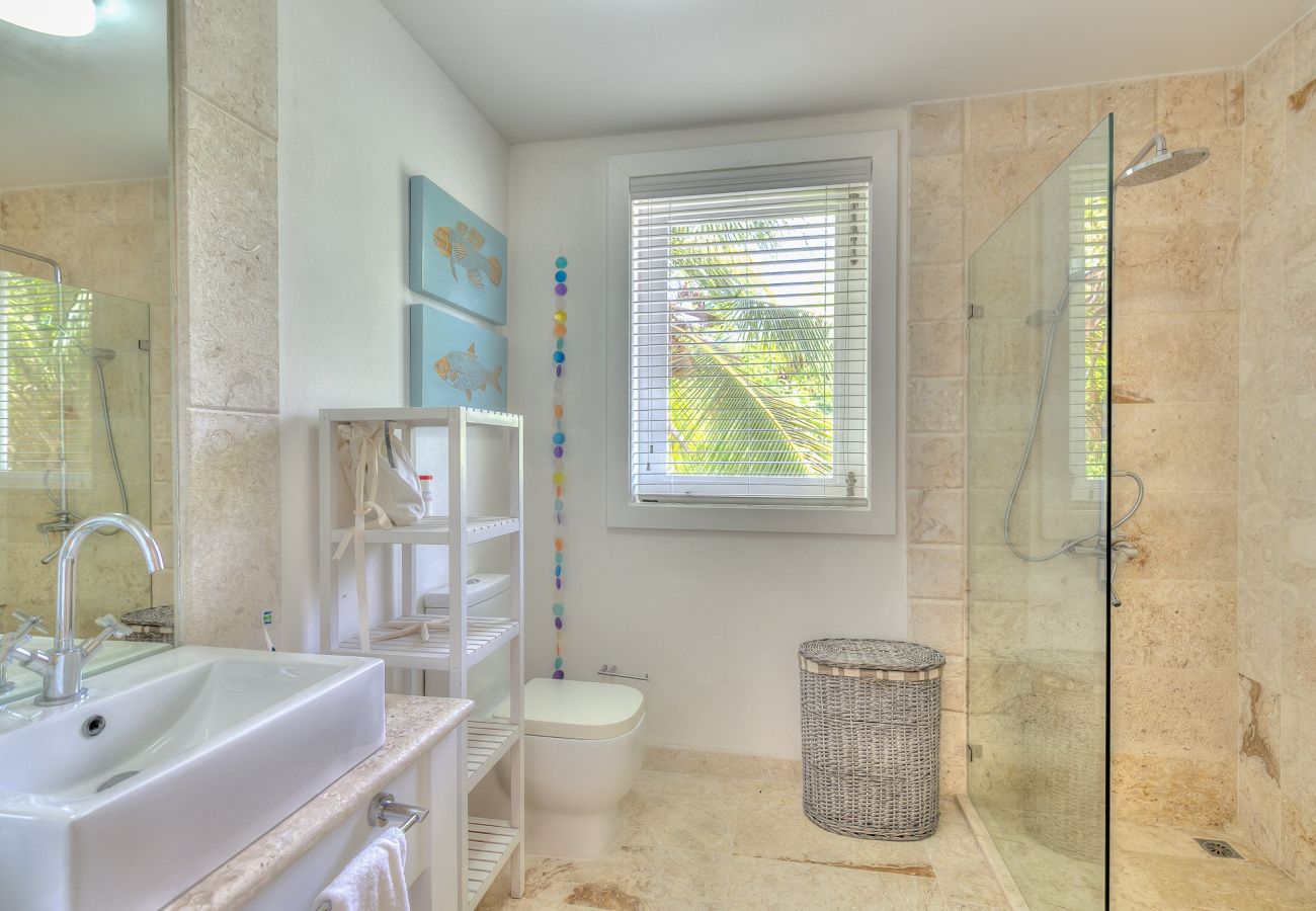 Villa en Punta Cana - Villa Yellow Bear 