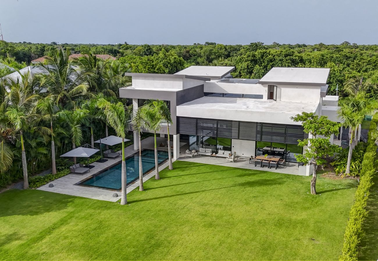Villa en Punta Cana - Hacienda B14 - Stylish Modern Golf Villa 