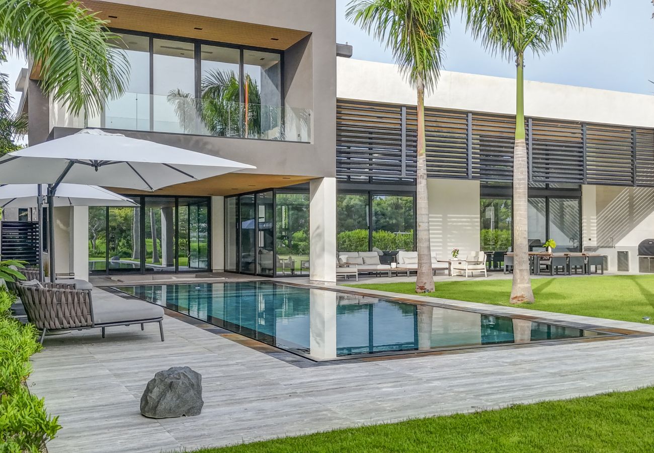 Villa en Punta Cana - Hacienda B14 - Stylish Modern Golf Villa 