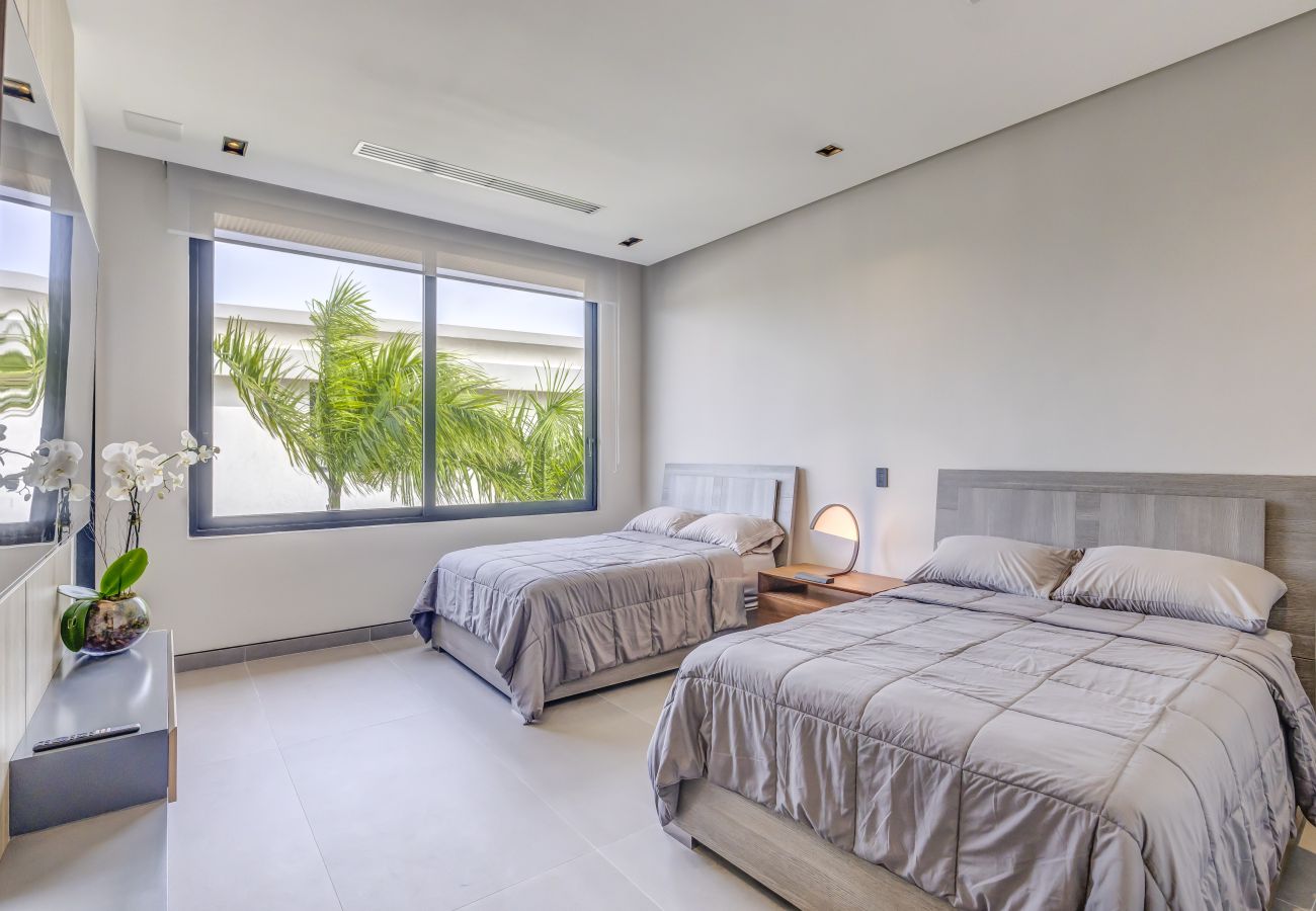 Villa en Punta Cana - Hacienda B14 - Stylish Modern Golf Villa 