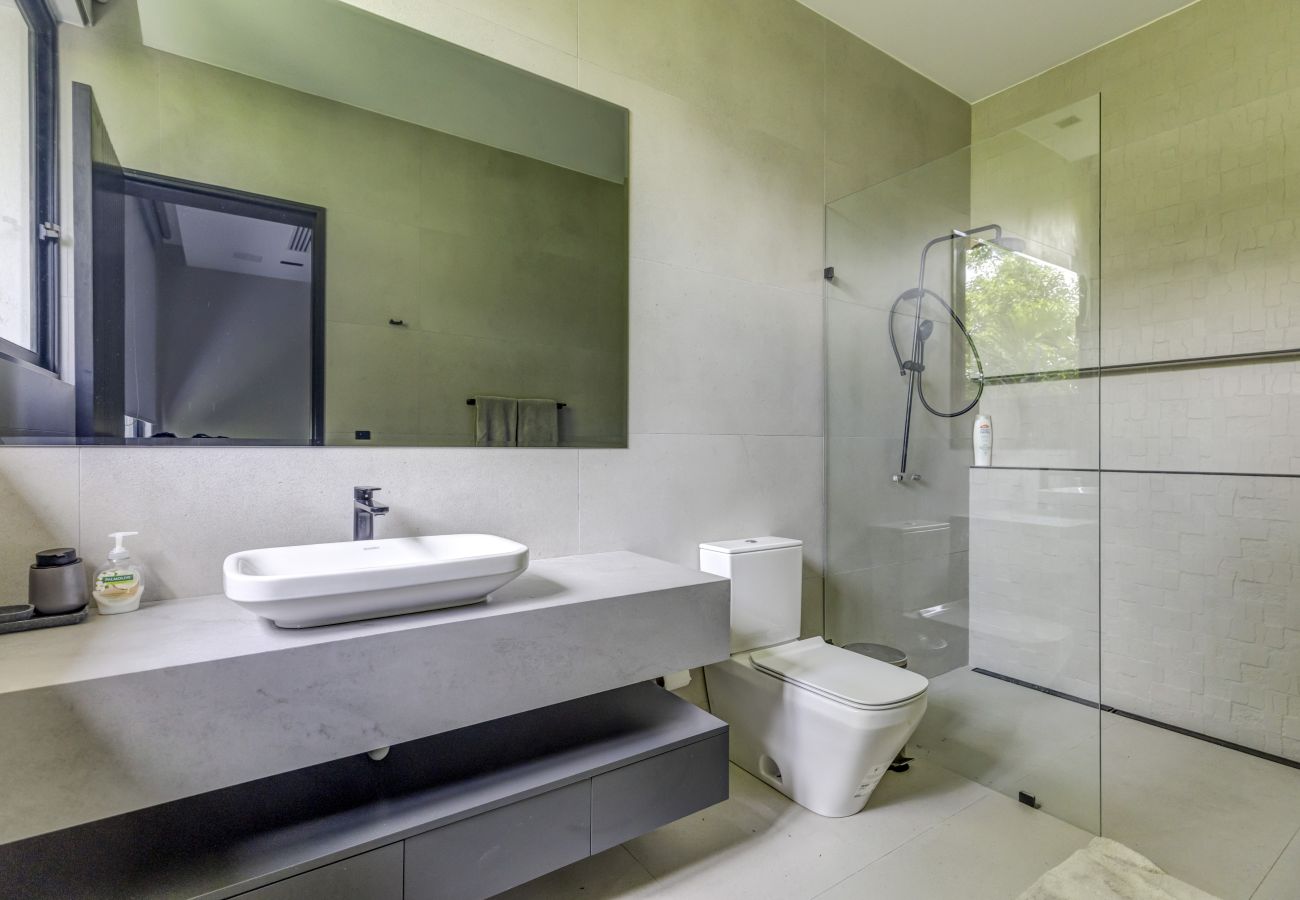 Villa en Punta Cana - Hacienda B14 - Stylish Modern Golf Villa 