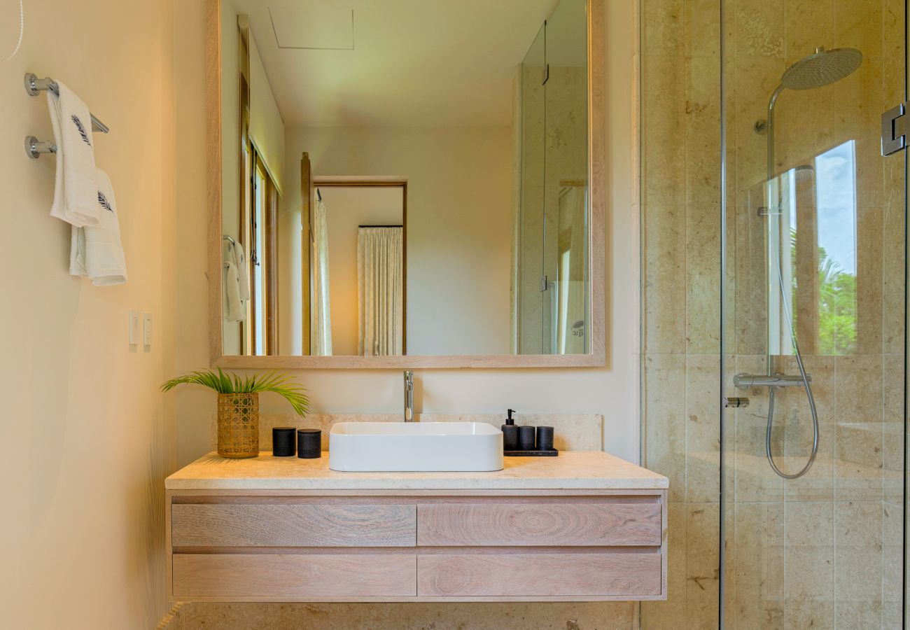 Villa en Punta Cana - Villa Hacienda A31 Golf Front  Evergreen Gardens Villa