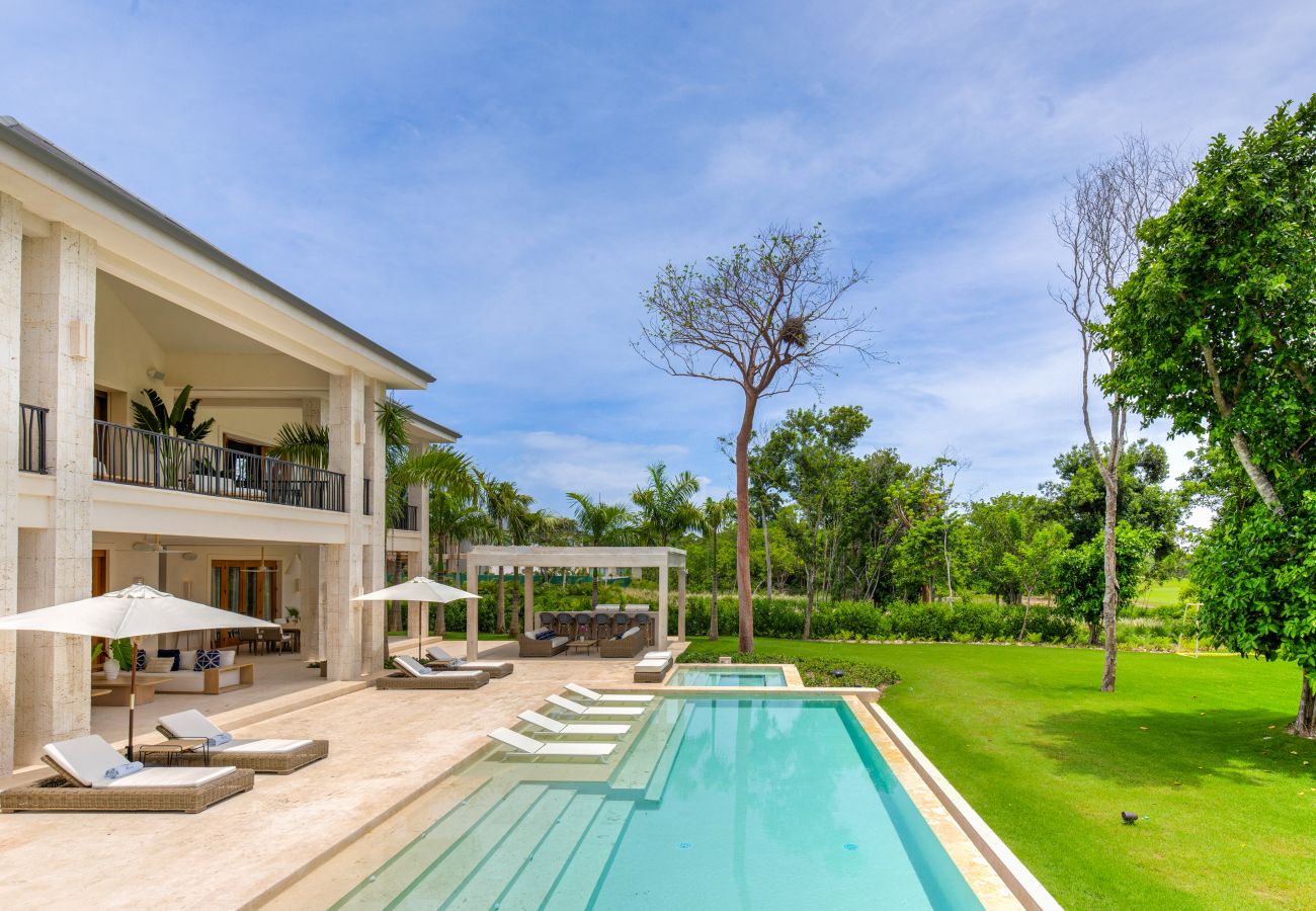 Villa en Punta Cana - Villa Hacienda A31 Golf Front  Evergreen Gardens Villa