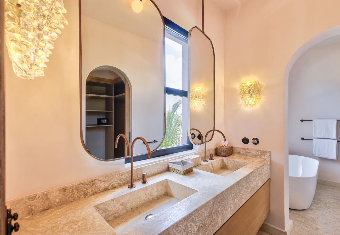 Villa en Punta Cana - Villa Hacienda La Paloma  - Luxurious Tropical  Retreat  