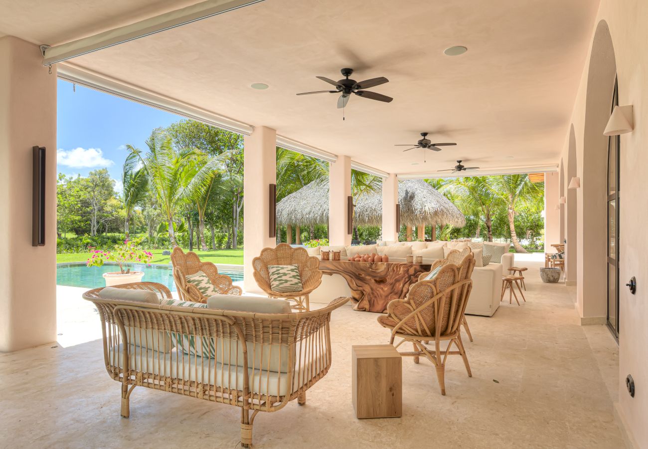 Villa en Punta Cana - Villa Hacienda La Paloma  - Luxurious Tropical  Retreat  
