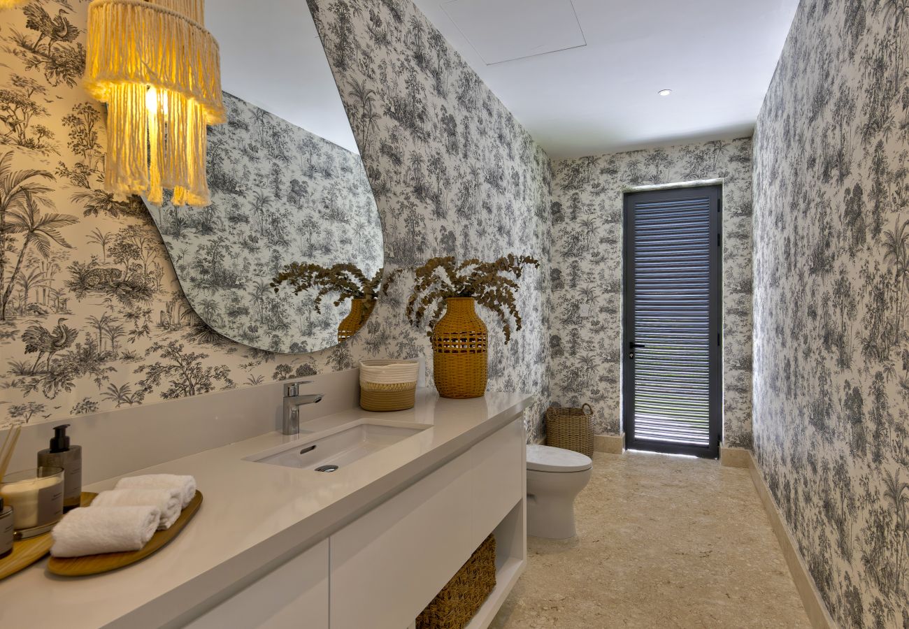 Villa en Punta Cana - Villa Hacienda A43 Timeless Elegante With Modern Comfort 