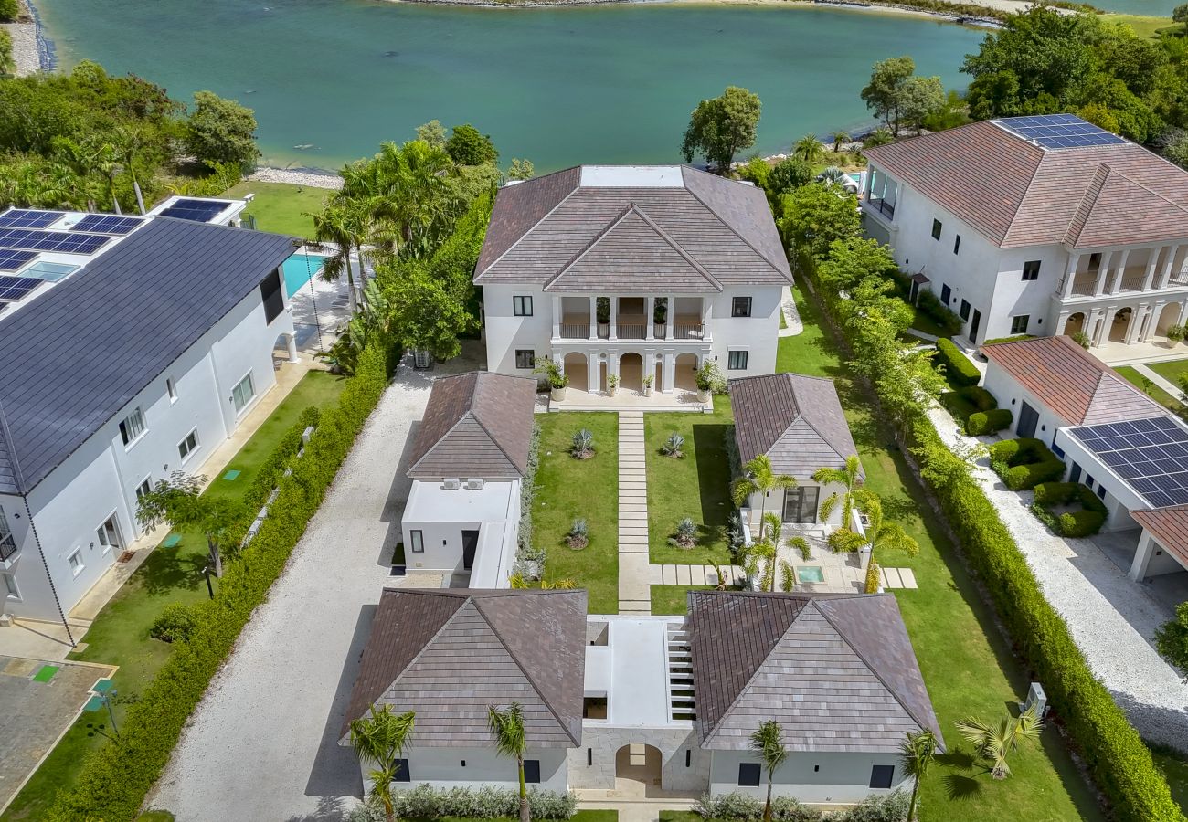 Villa en Punta Cana - Villa Hacienda A43 Timeless Elegante With Modern Comfort 