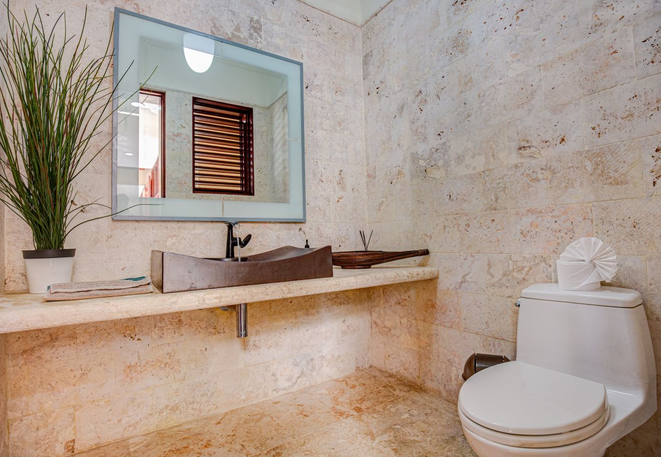 Villa en Punta Cana - Villa Caballet - A tropical Oasis With Golf Course Views 