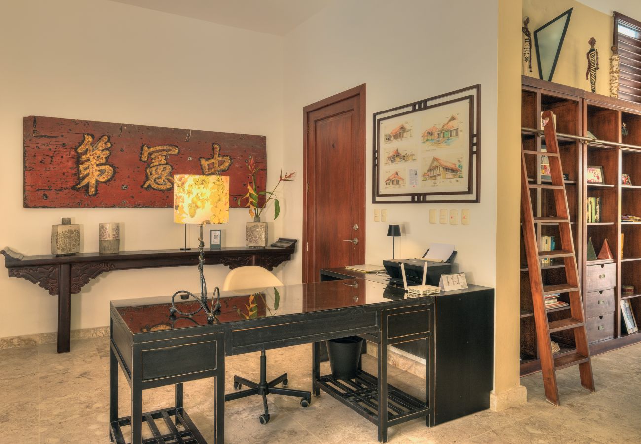 Villa en Punta Cana - Villa Caballet - A tropical Oasis With Golf Course Views 