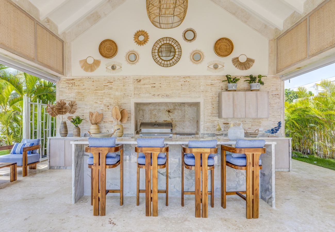 Villa en Punta Cana - La Cana H9, Exquisite Villa With Golf View 