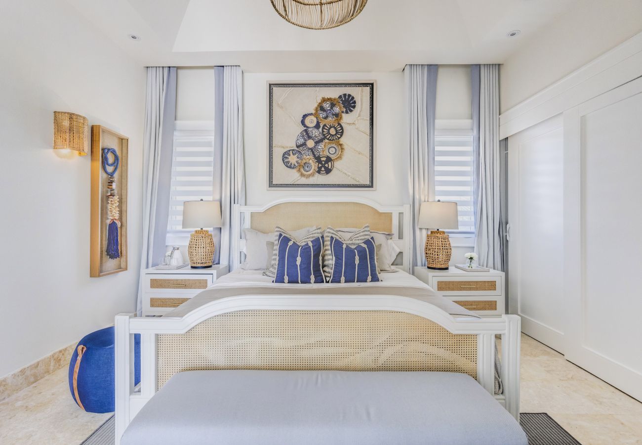 Villa en Punta Cana - La Cana H9, Exquisite Villa With Golf View 