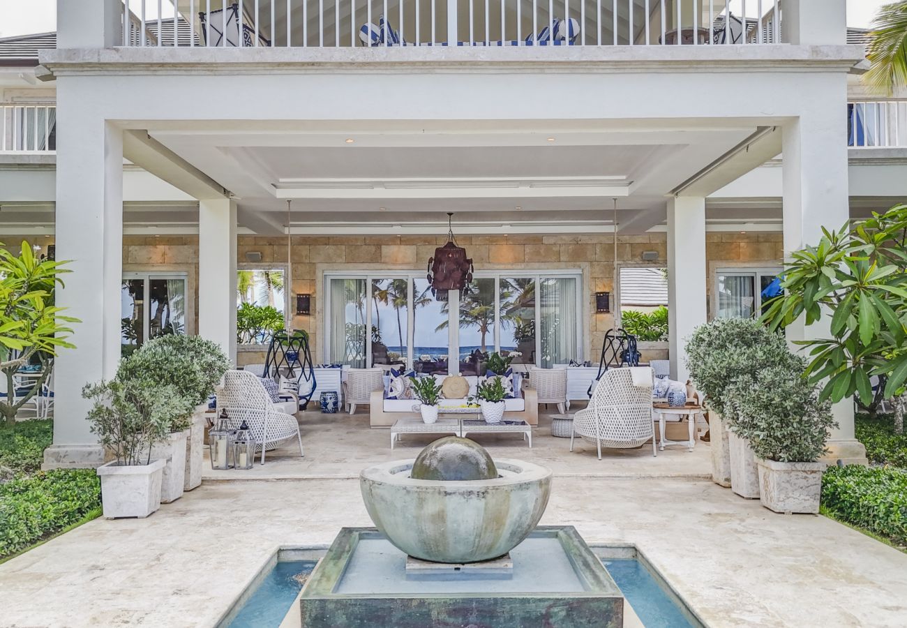 Villa en Punta Cana - Serena 4 - Beachfront Timeless Elegance 