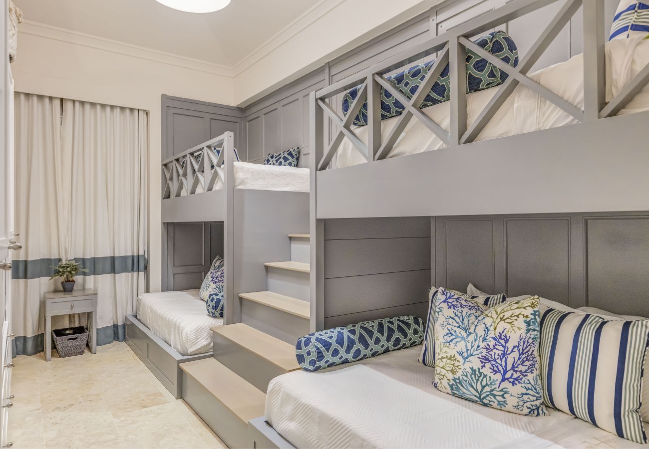 Villa en Punta Cana - Serena 4 - Beachfront Timeless Elegance 