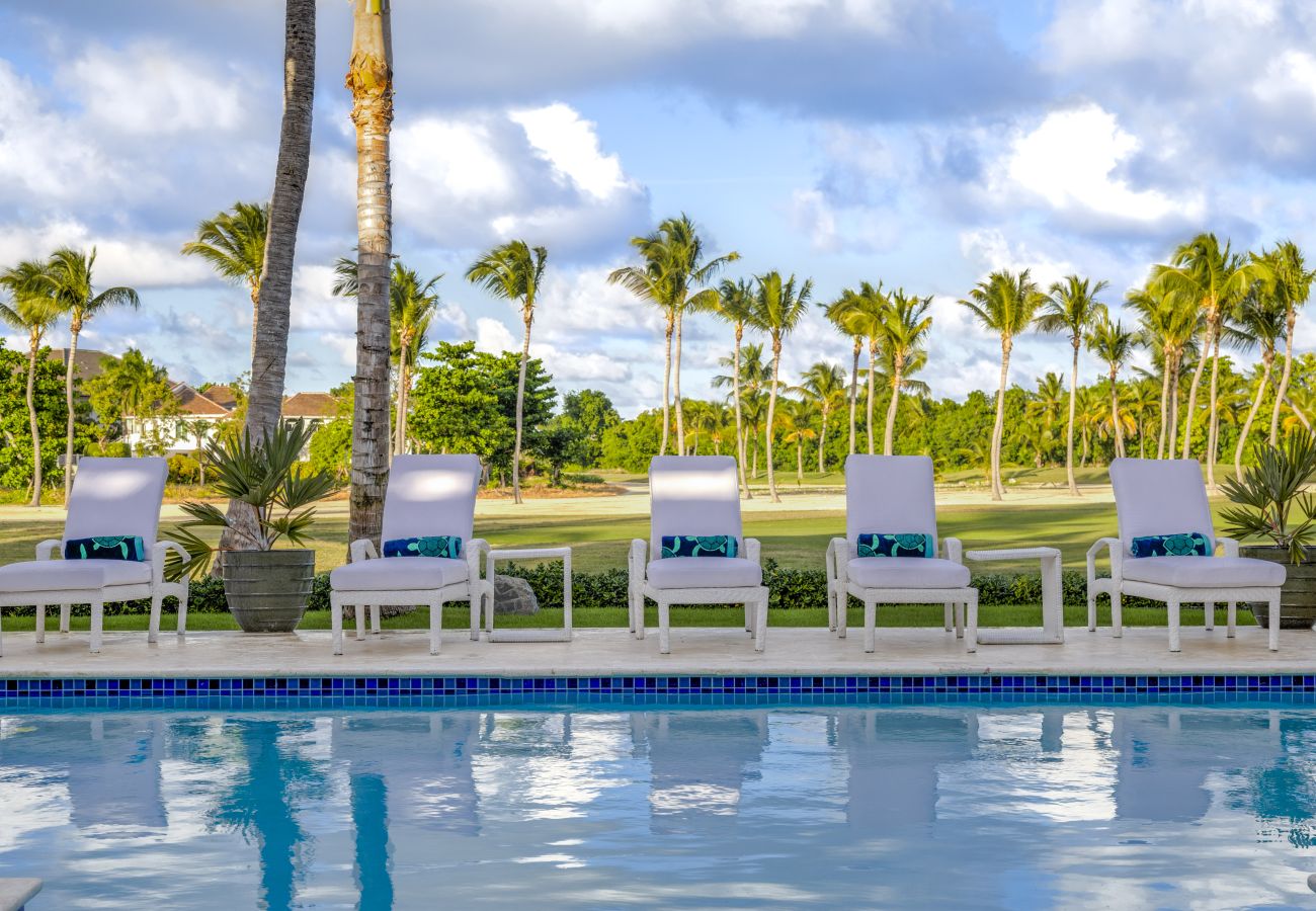 Villa en Punta Cana - Tortuga D8 - Spacious Golf Villa 