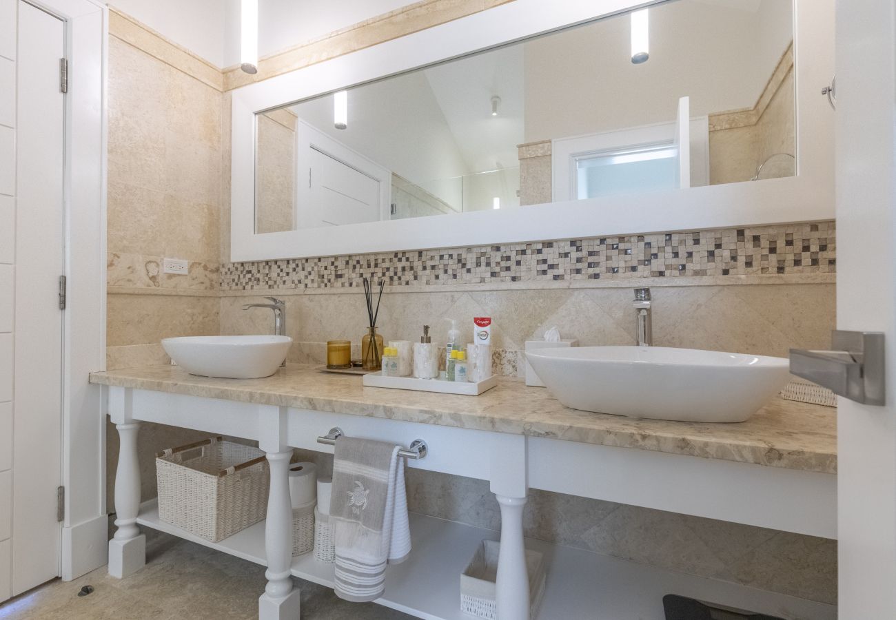 Villa en Punta Cana - Tortuga D8 - Spacious Golf Villa 