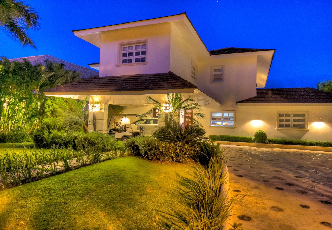 Villa en Punta Cana - Tortuga B10- Luxury Golf View Villa 