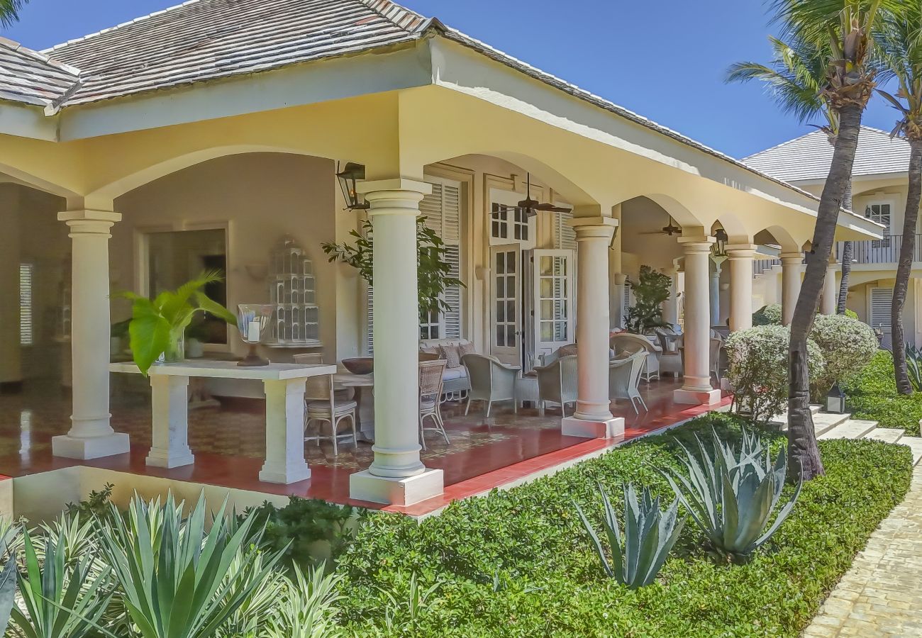 Villa en Punta Cana - Villa Atalaya - Large Garden & Golf View 