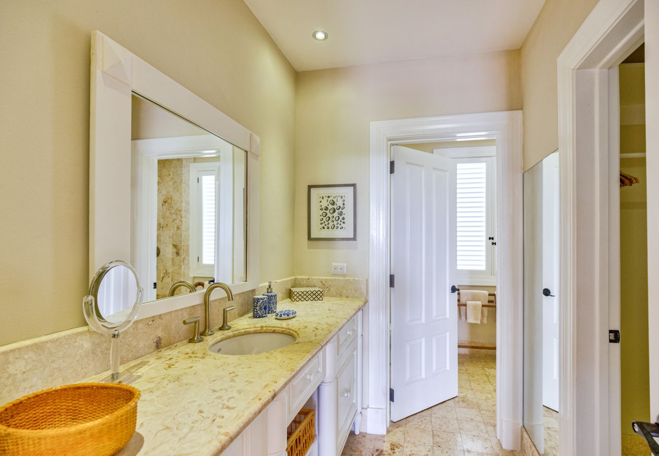 Villa en Punta Cana - Villa Atalaya - Large Garden & Golf View 