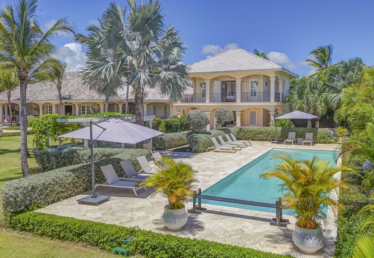 Villa en Punta Cana - Villa Atalaya - Large Garden & Golf View 