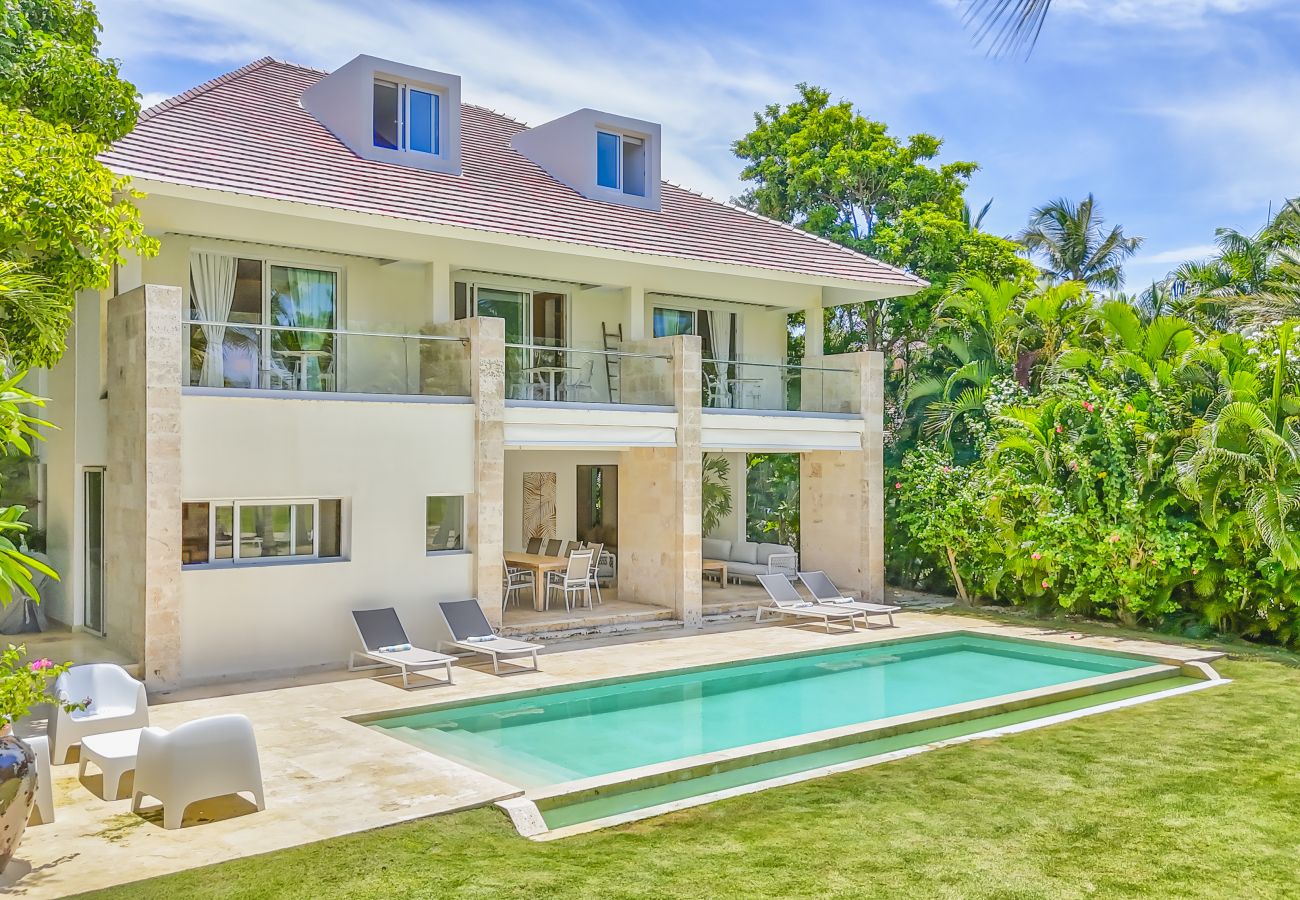 Villa en Punta Cana - Tortuga B19 - Beautiful Golf & Ocean View Villa 