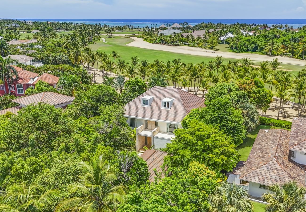 Villa en Punta Cana - Tortuga B19 - Beautiful Golf & Ocean View Villa 