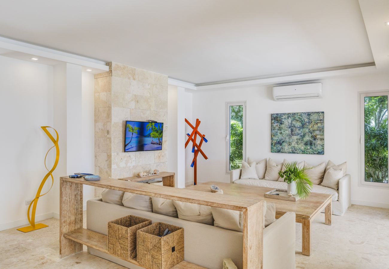 Villa en Punta Cana - Tortuga B19 - Beautiful Golf & Ocean View Villa 