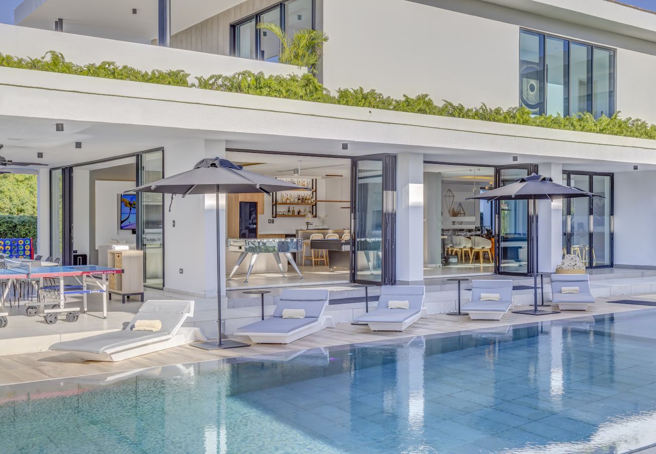 Villa en Punta Cana - Yarari Royale - Modern & Minimalistic Masterpiece