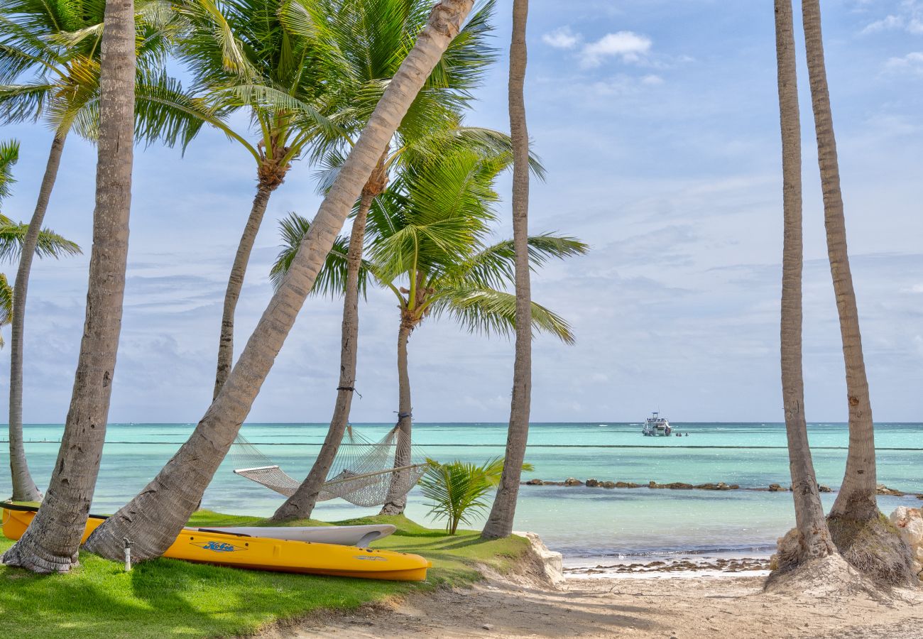 Villa en Punta Cana - Las Hamacas Stunning Beachfront Villa At Cap Cana