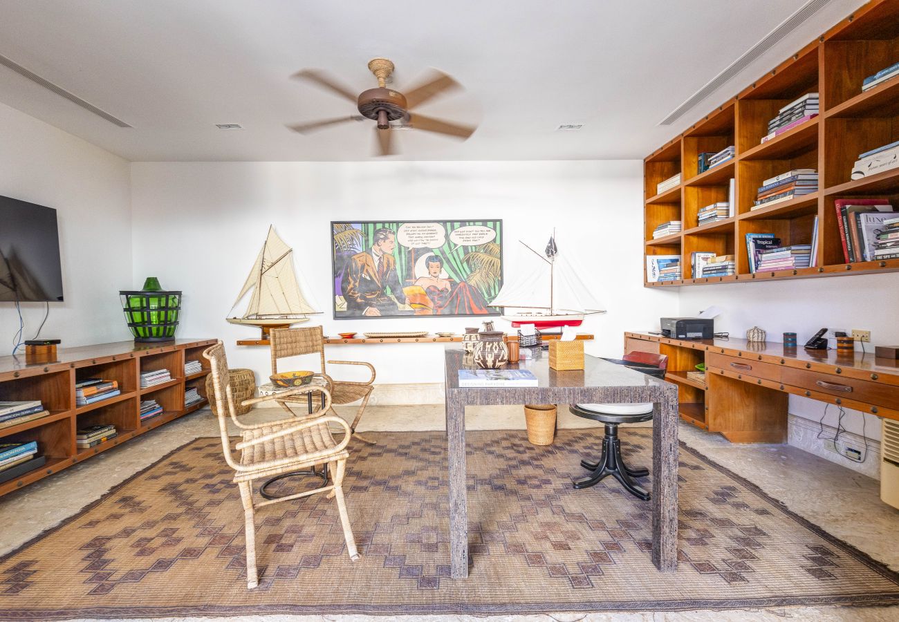 Villa en Punta Cana - Las Hamacas Stunning Beachfront Villa At Cap Cana