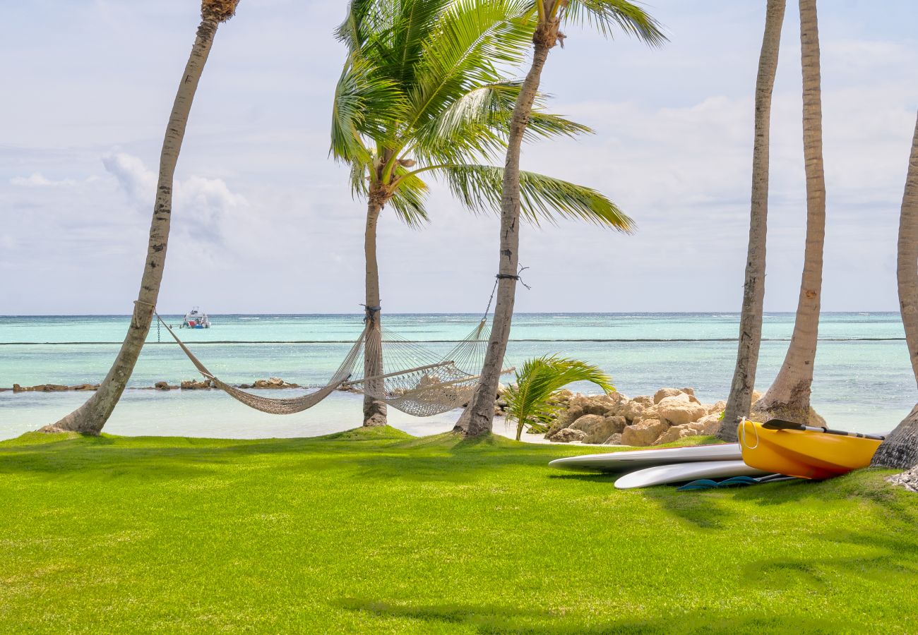 Villa en Punta Cana - Las Hamacas Stunning Beachfront Villa At Cap Cana