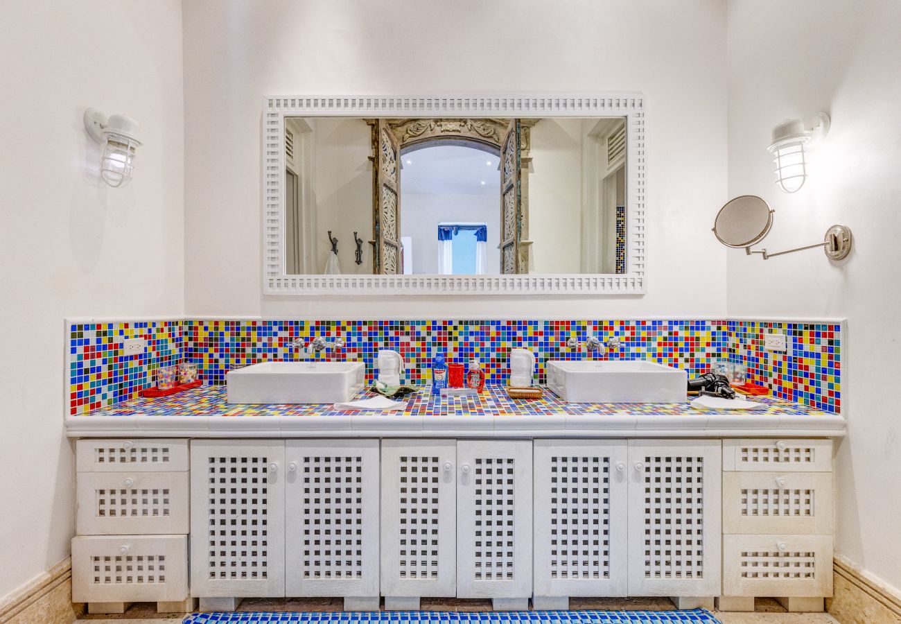 Villa en Punta Cana - Las Hamacas Stunning Beachfront Villa At Cap Cana