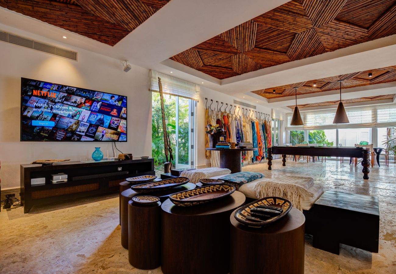 Villa en Punta Cana - Las Hamacas Stunning Beachfront Villa At Cap Cana