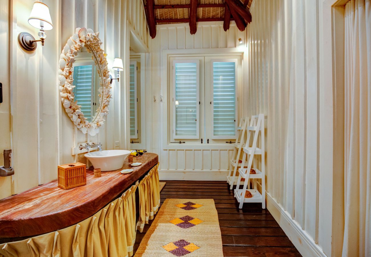 Villa en Punta Cana - Las Hamacas Stunning Beachfront Villa At Cap Cana