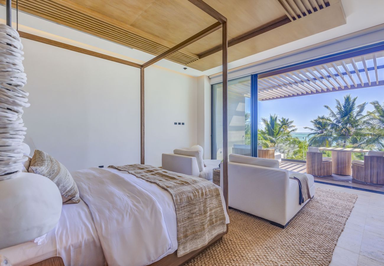 Villa en Punta Cana - Casa del Mar - Cap Cana Beachfront Masterpiece 