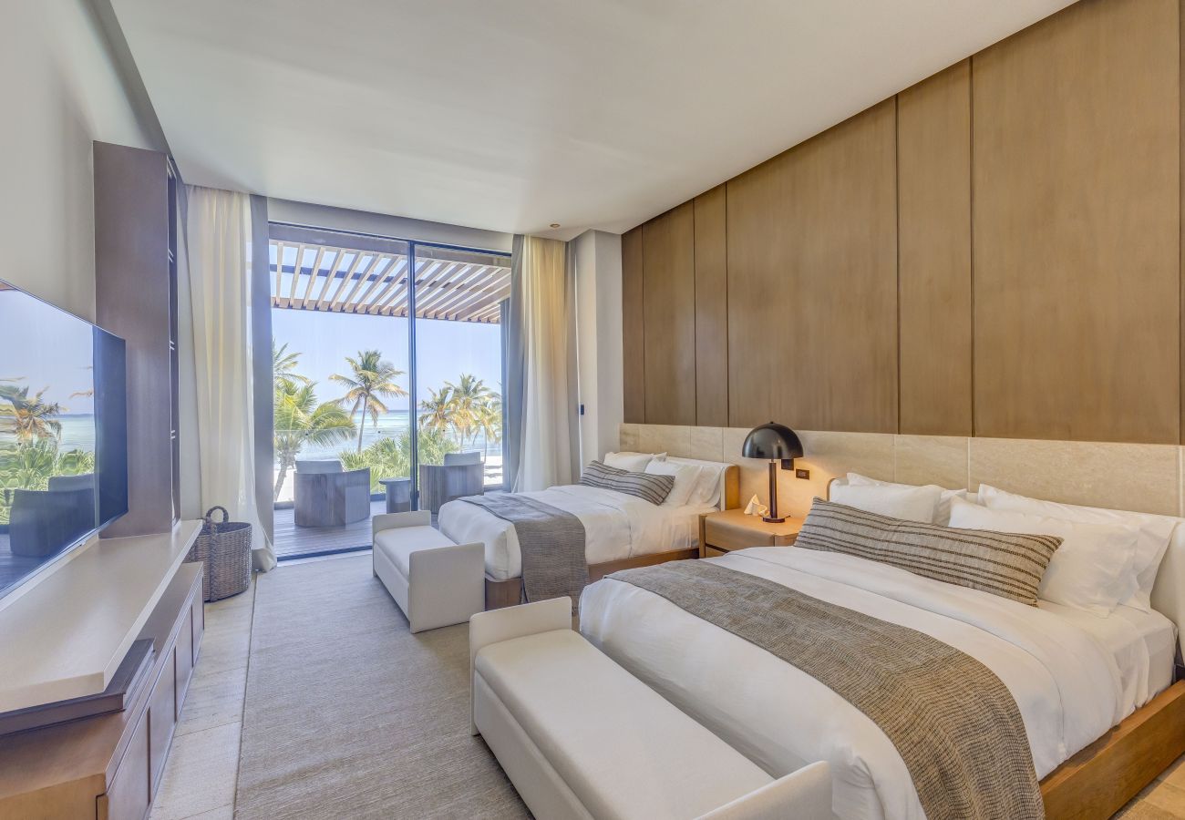 Villa en Punta Cana - Casa del Mar - Cap Cana Beachfront Masterpiece 