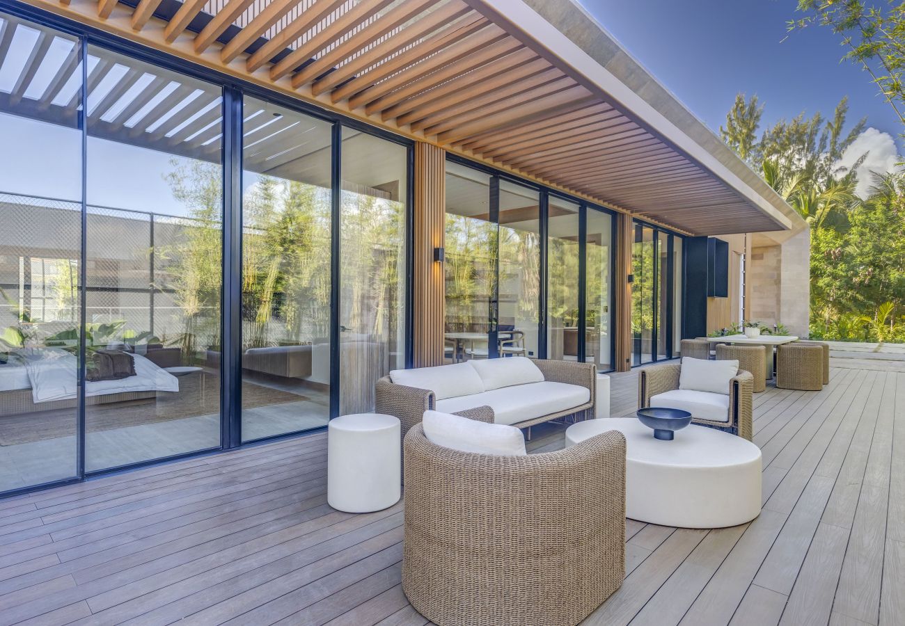 Villa en Punta Cana - Casa del Mar - Cap Cana Beachfront Masterpiece 