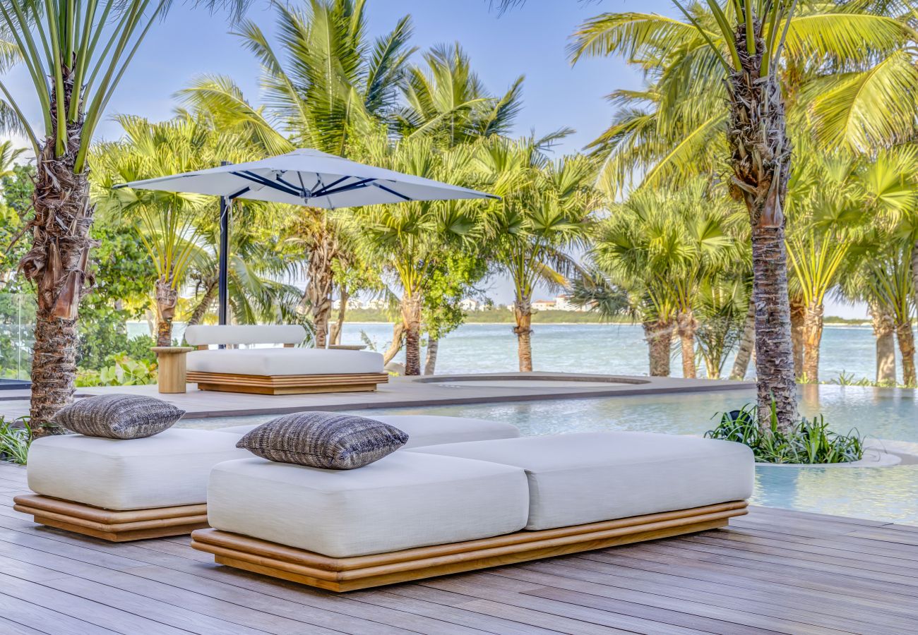 Villa en Punta Cana - Casa del Mar - Cap Cana Beachfront Masterpiece 