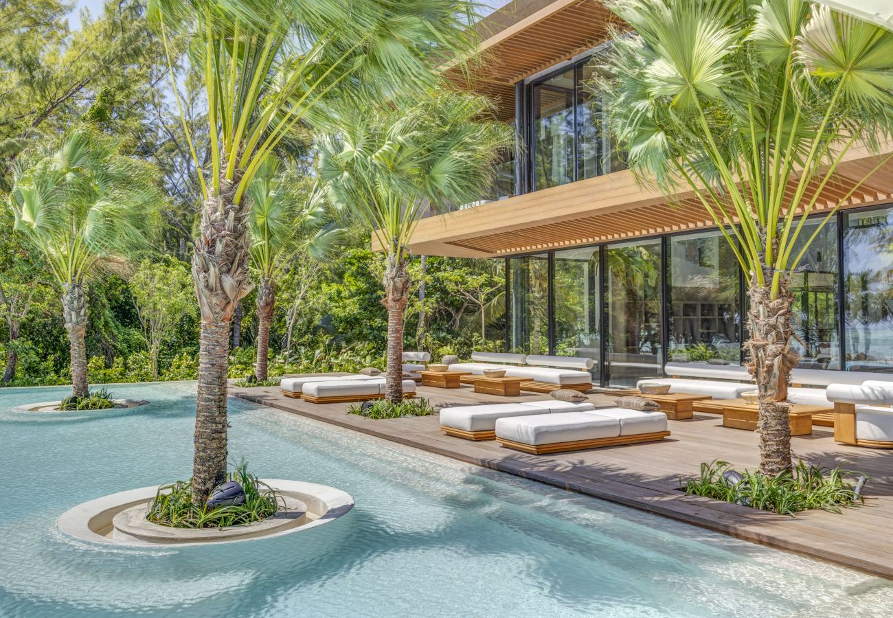 Villa en Punta Cana - Casa del Mar - Cap Cana Beachfront Masterpiece 