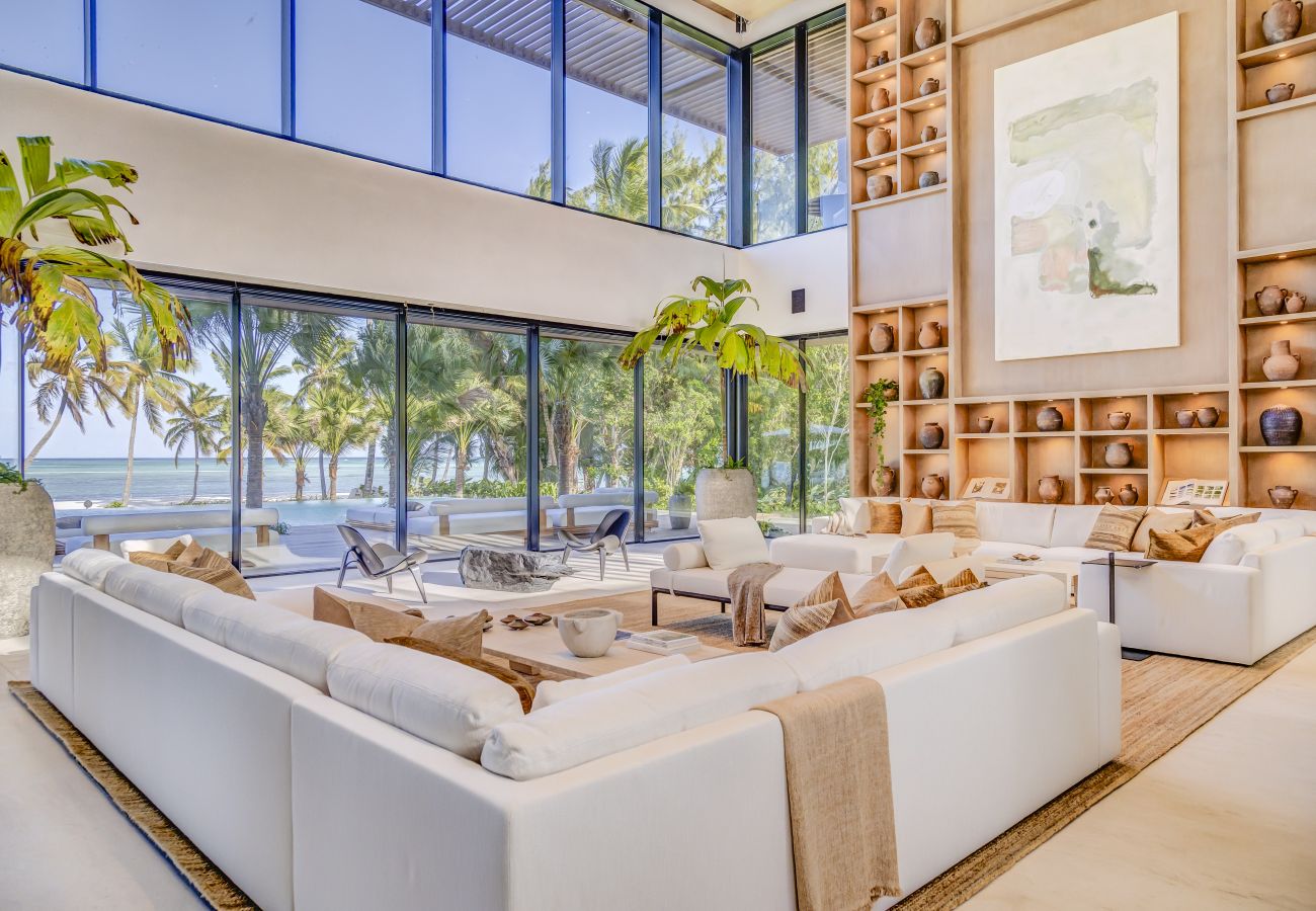 Villa en Punta Cana - Casa del Mar - Cap Cana Beachfront Masterpiece 