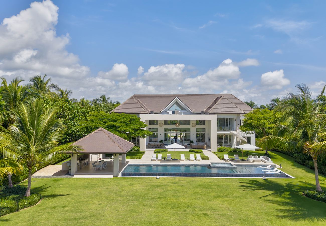 Villa en Punta Cana - Villa Mariposa | Luxury Golffront Villa in Punta Cana