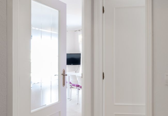 Apartment in Playa de Gandía - Beautiful condo in a gated and family complex close to the beach. Pool / Wifi / Gym / BBQ Apartment in Playa de Gandía - Beautiful condo in a gated and family complex close to the beach. Pool / Wifi / Gym / BBQ