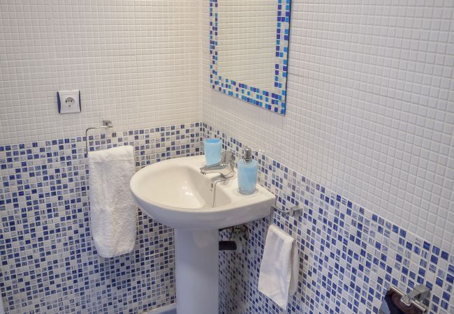 Apartment in Playa de Gandía - Beautiful condo in a gated and family complex close to the beach. Pool / Wifi / Gym / BBQ Apartment in Playa de Gandía - Beautiful condo in a gated and family complex close to the beach. Pool / Wifi / Gym / BBQ