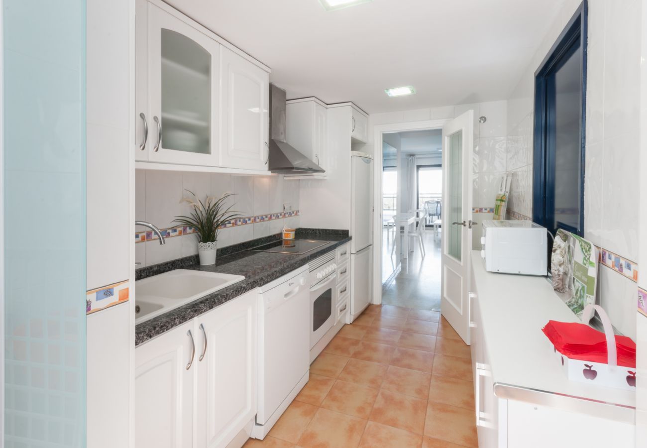 Apartment in Playa de Gandía - Beautiful condo in a gated and family complex close to the beach. Pool / Wifi / Gym / BBQ