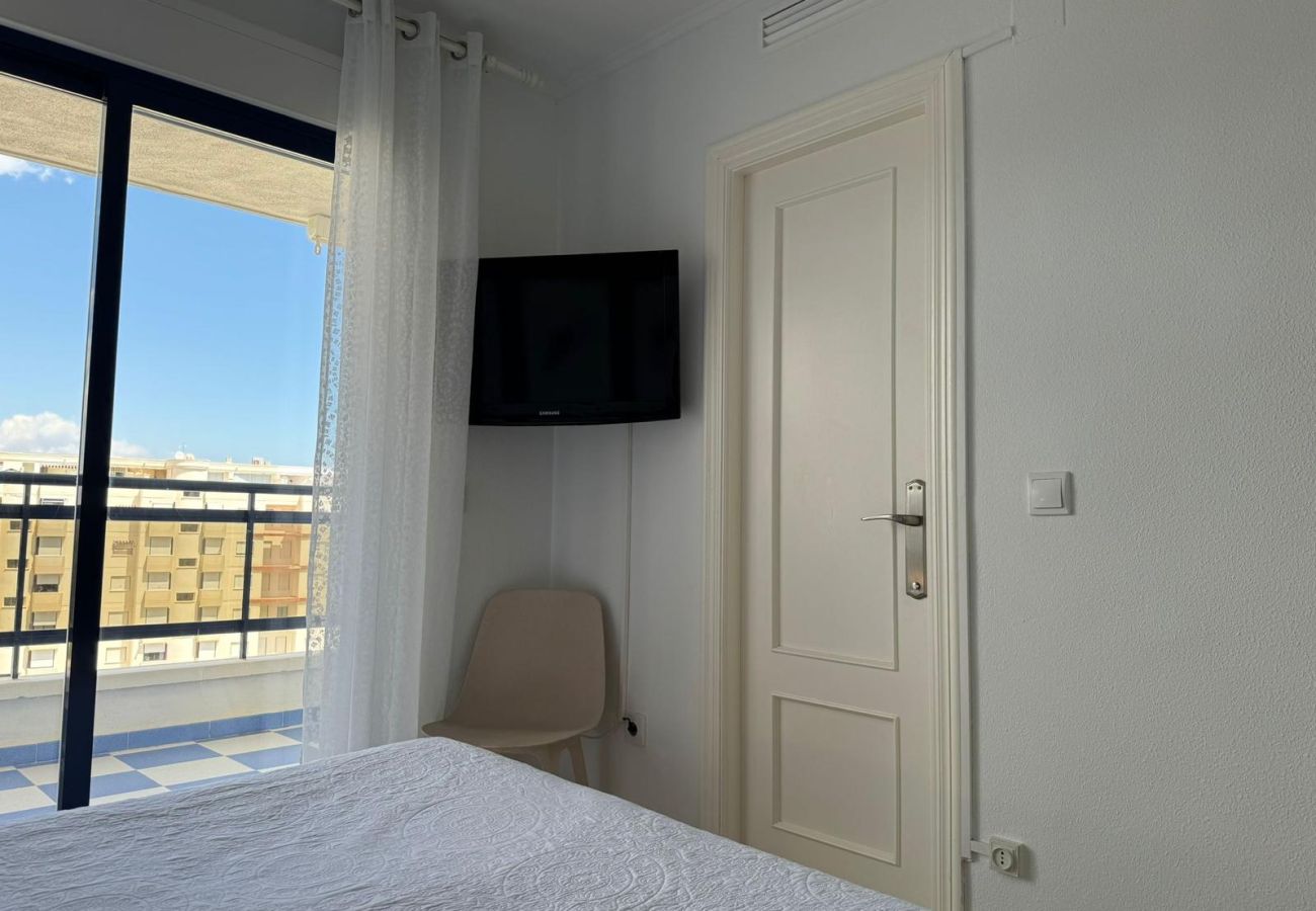 Apartment in Playa de Gandía - Beautiful condo in a gated and family complex close to the beach. Pool / Wifi / Gym / BBQ