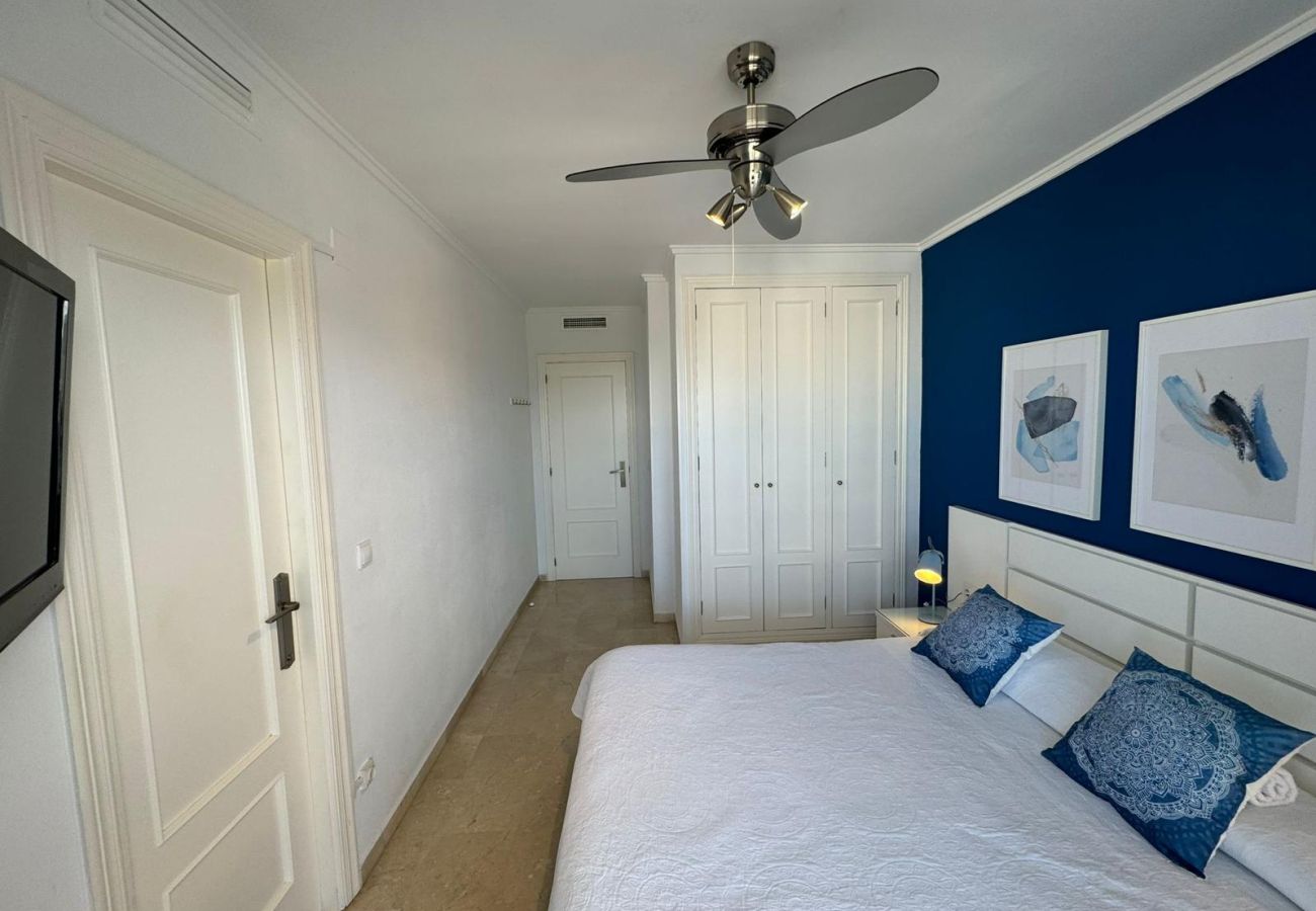 Apartment in Playa de Gandía - Beautiful condo in a gated and family complex close to the beach. Pool / Wifi / Gym / BBQ