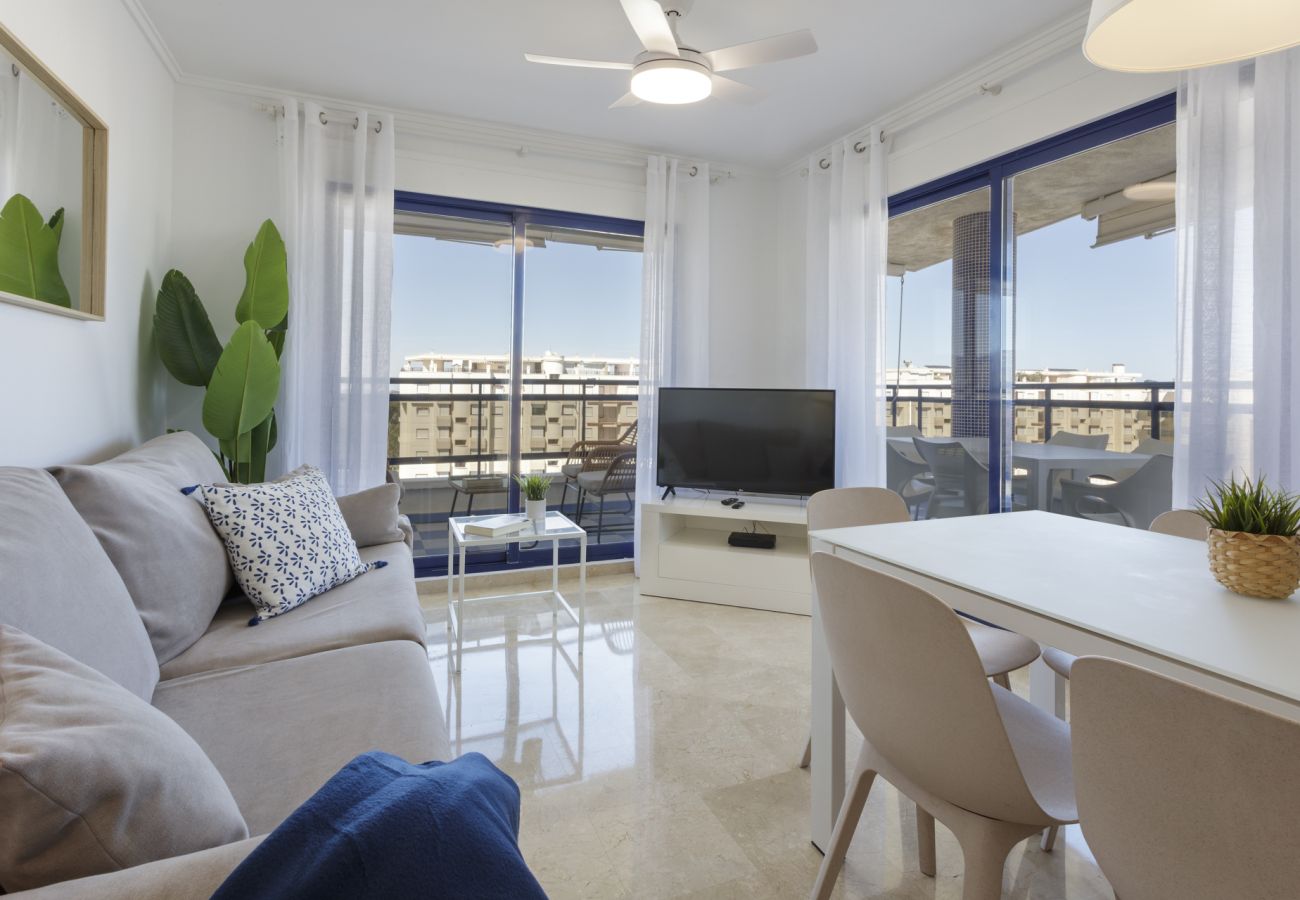 Apartment in Playa de Gandía - Beautiful condo in a gated and family complex close to the beach. Pool / Wifi / Gym / BBQ - only families