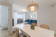 Apartment in Playa de Gandía - New Condo in the best Resort, Modern...