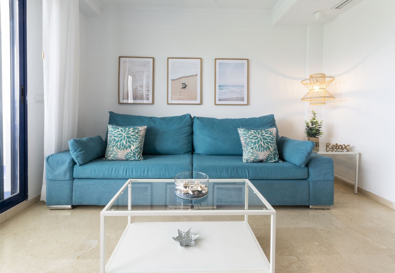 Apartment in Playa de Gandía - Decorated in modern style, with wifi free, International channels, BBQ, children's area, 