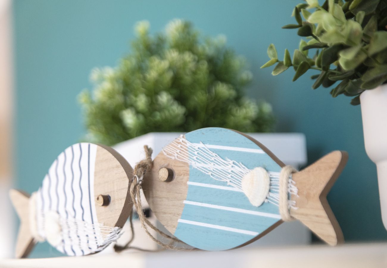 Apartment in Playa de Gandía - Decorated in modern style, with wifi free, International channels, BBQ, children's area, 