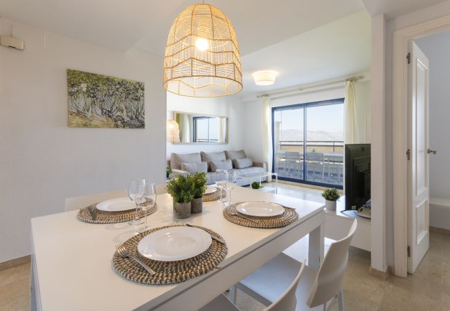  in Playa de Gandía - Beautiful condo in a gated and family complex close to the beach. HEATING Pool / FREE Wifi / Gym / BBQ